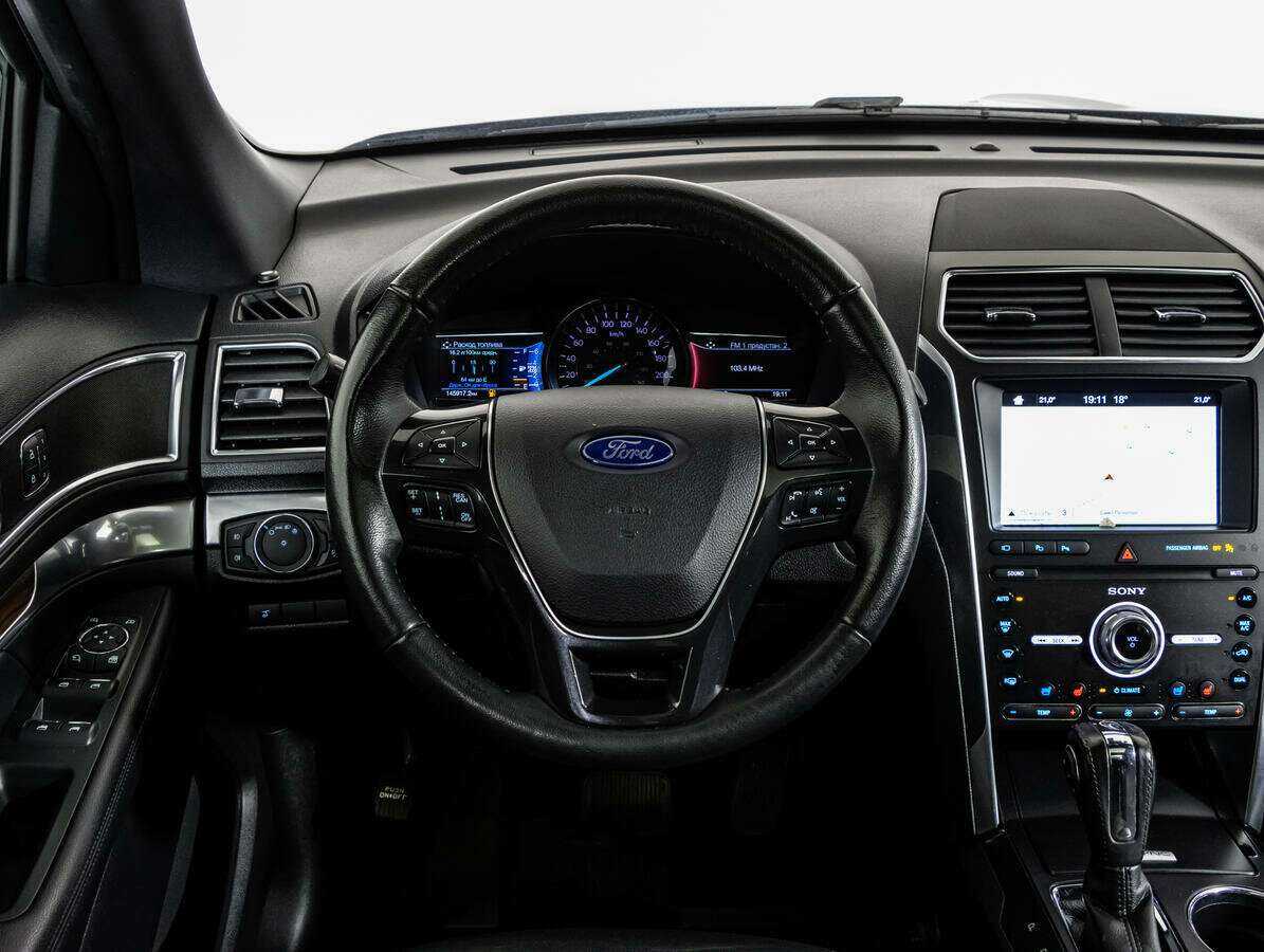 Ford Explorer, 2018 Фото №15