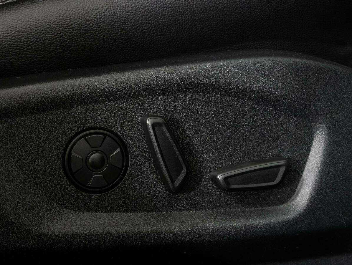 Ford Explorer, 2018 Фото №18