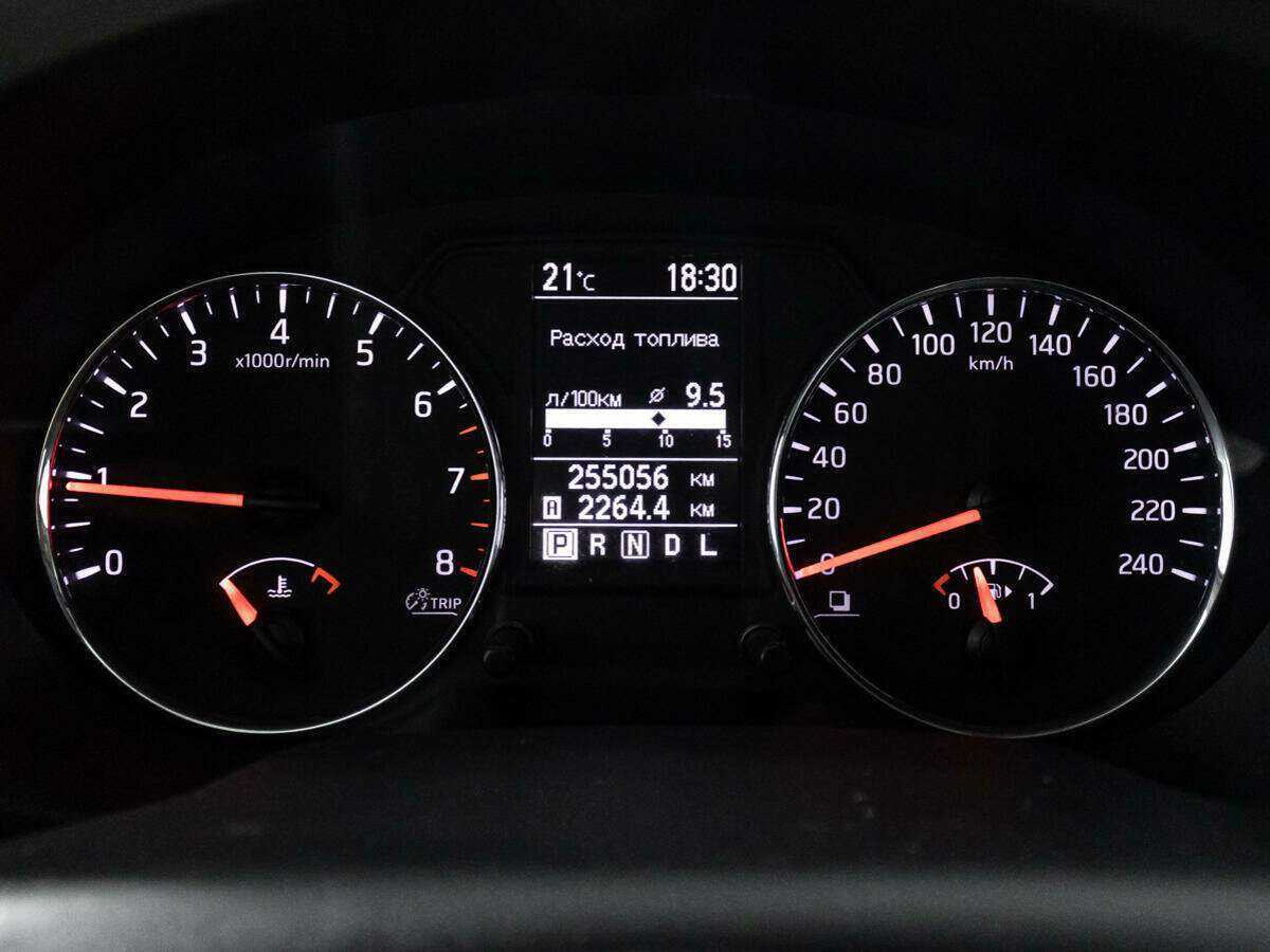 Nissan X-Trail, 2013 Фото №12