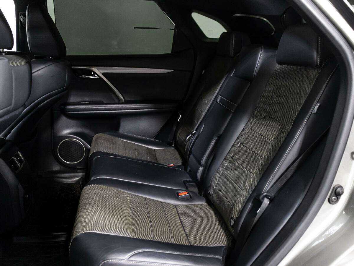 Lexus RX 200t, 2017 Фото №10