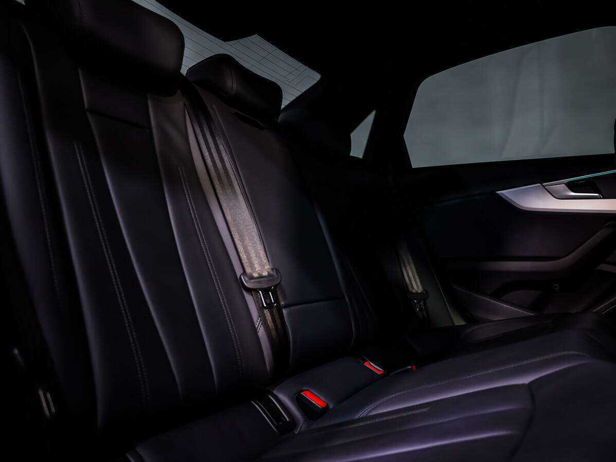 Audi A4 35 TFSI, 2021 Фото №12