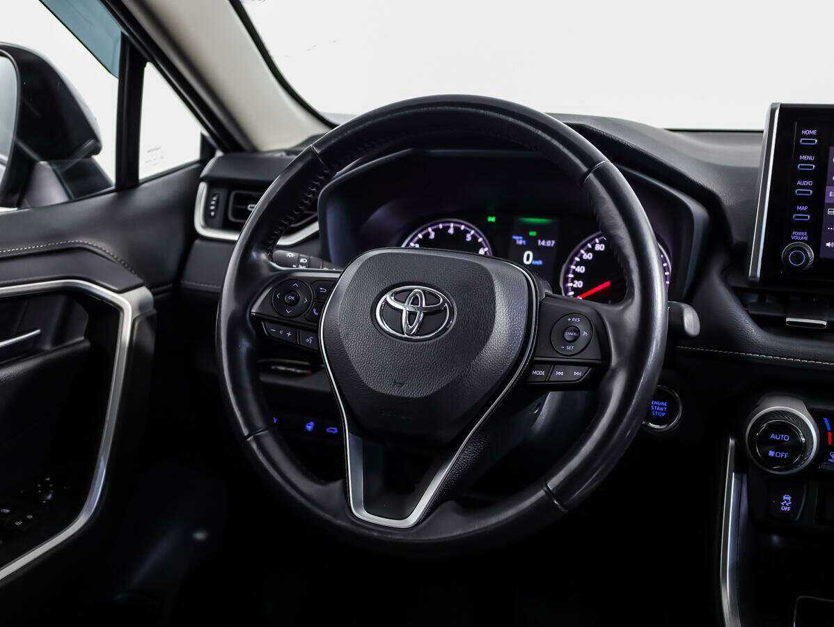 Toyota RAV4, 2020 Фото №9