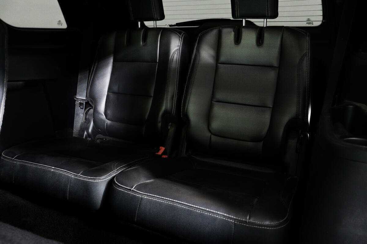 Ford Explorer, 2015 Фото №13