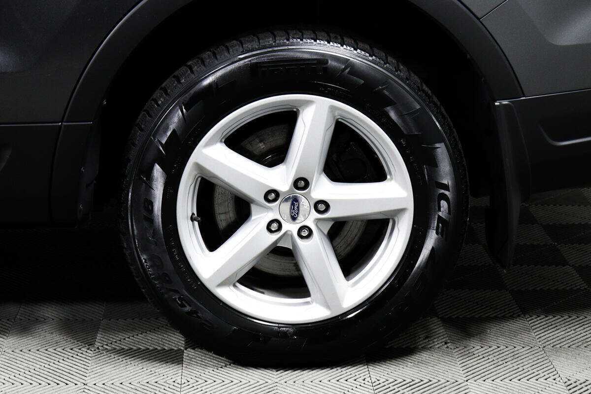 Ford Explorer, 2019 Фото №13