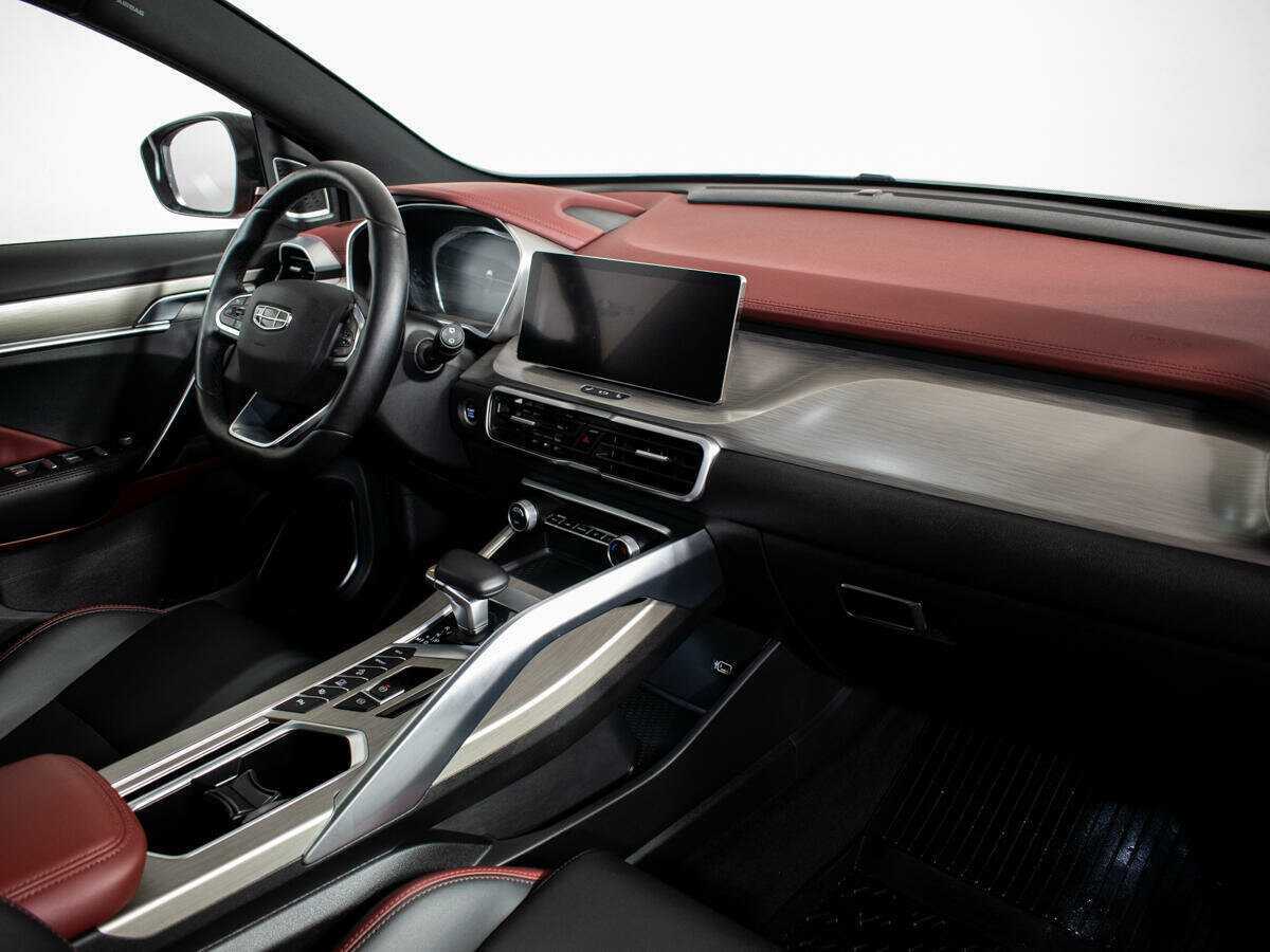 Geely Coolray, 2023 Фото №8