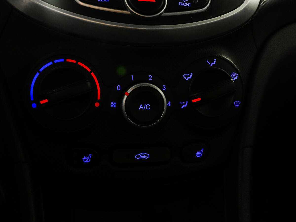 Hyundai Solaris, 2013 Фото №14