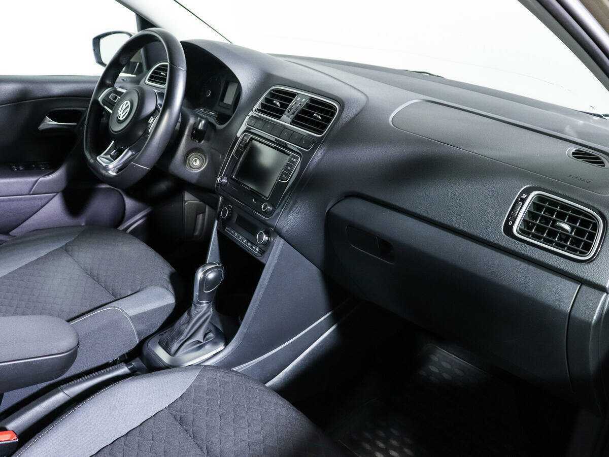Volkswagen Polo, 2019 Фото №9