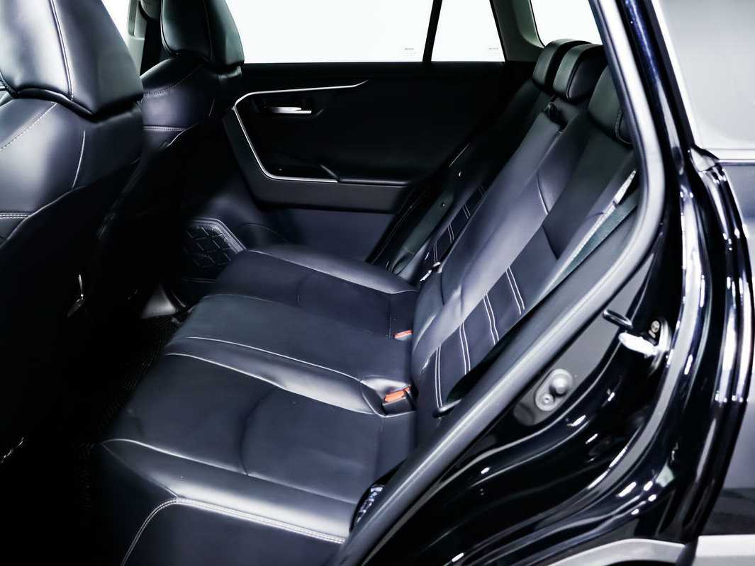 Toyota RAV4, 2021 Фото №12
