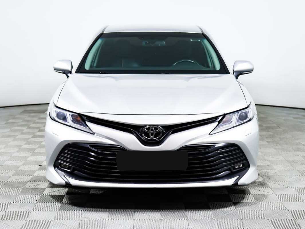 Toyota Camry, 2018 - 89 996 км. | Фото №2