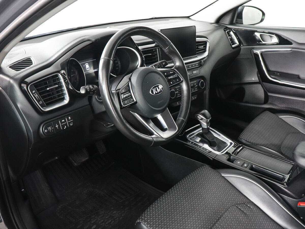 Kia Ceed, 2018 Фото №9