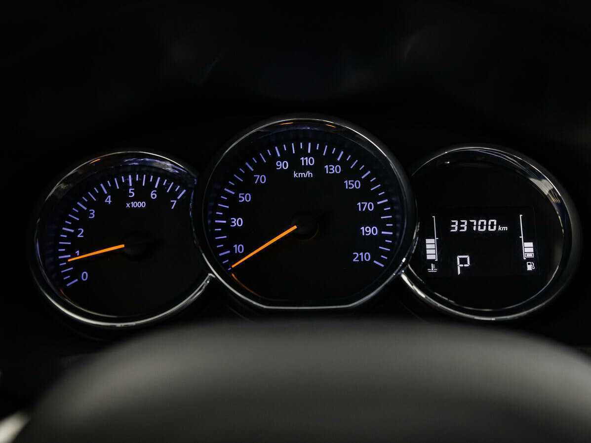 Renault Logan, 2019 Фото №12