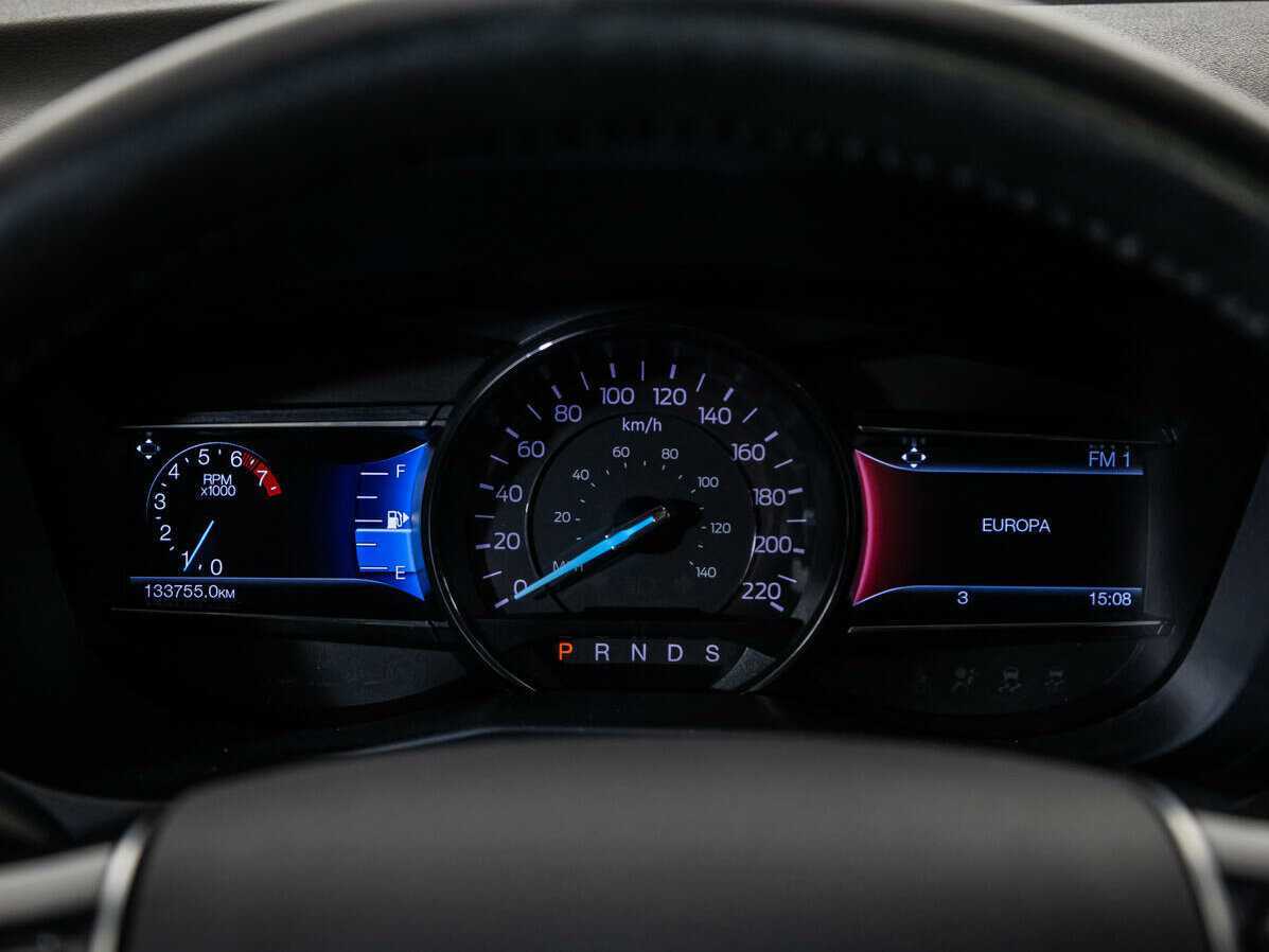 Ford Explorer, 2016 Фото №12