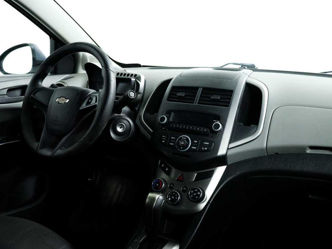 Chevrolet Aveo, 2014 Фото №9