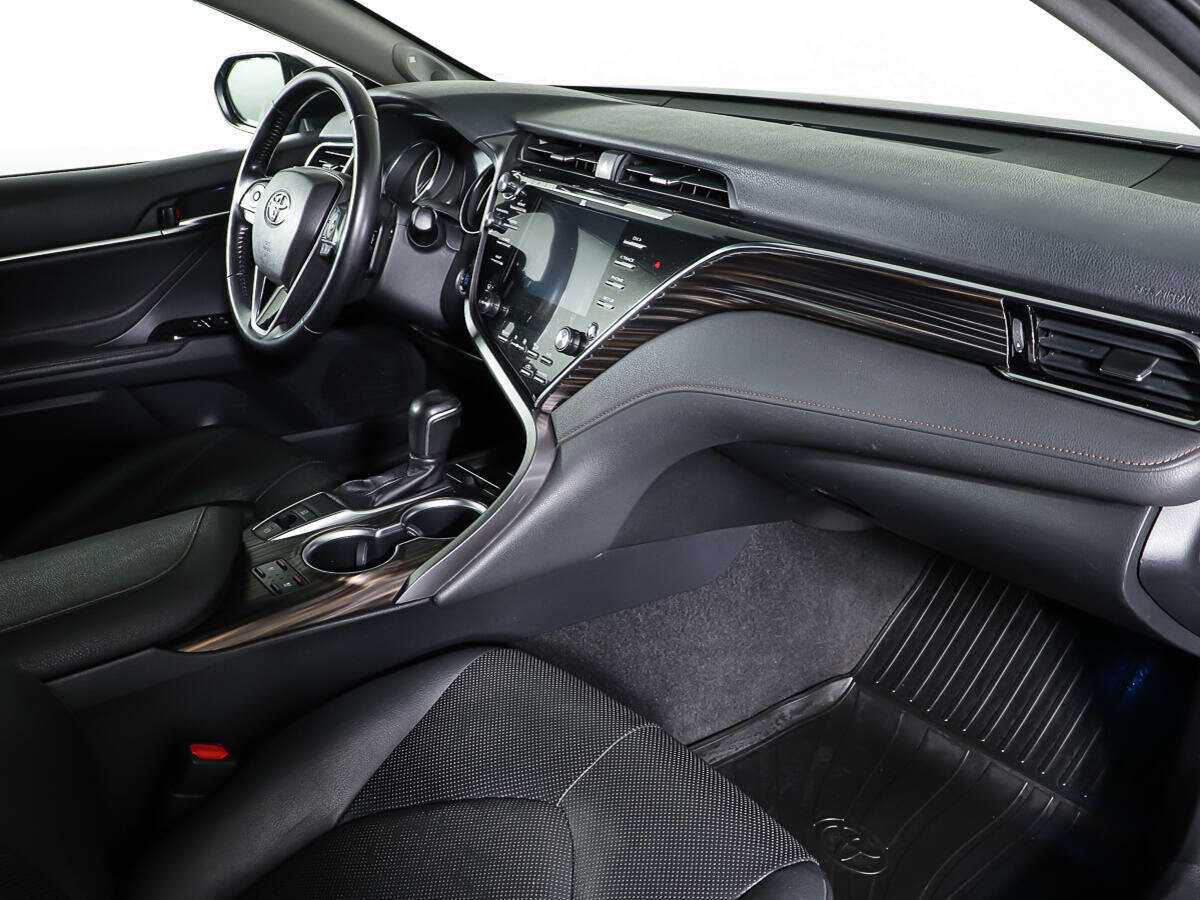 Toyota Camry, 2018 Фото №9