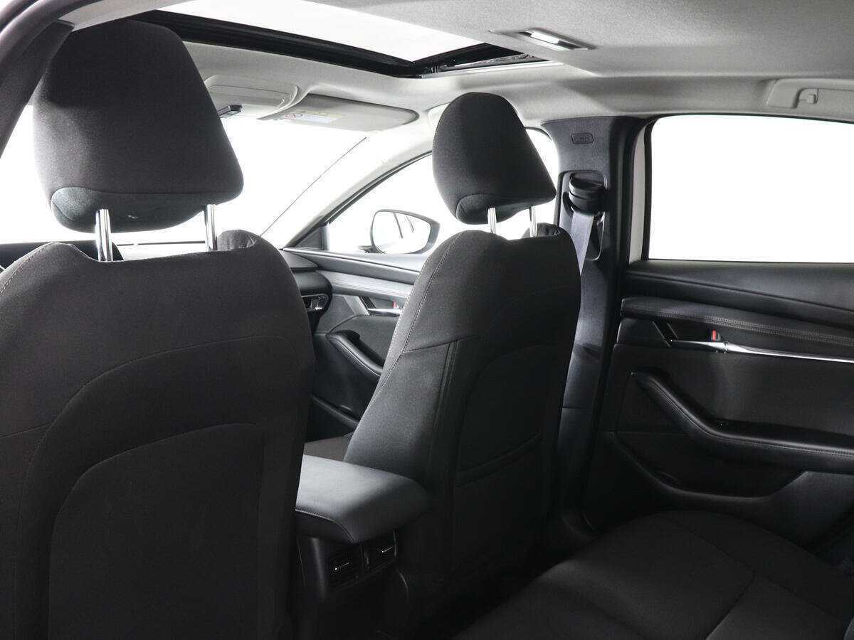 Mazda 3, 2022 Фото №12