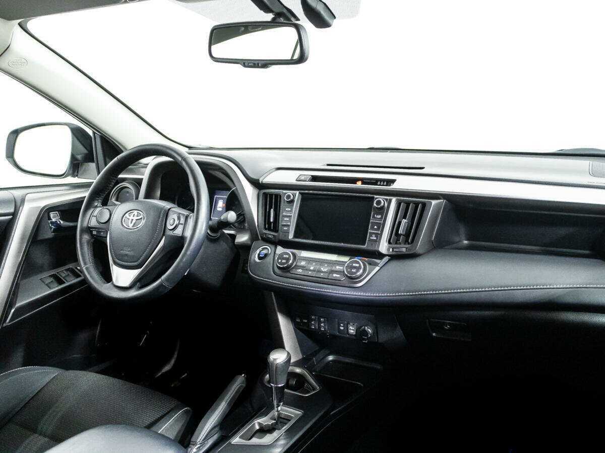 Toyota RAV4, 2018 Фото №9