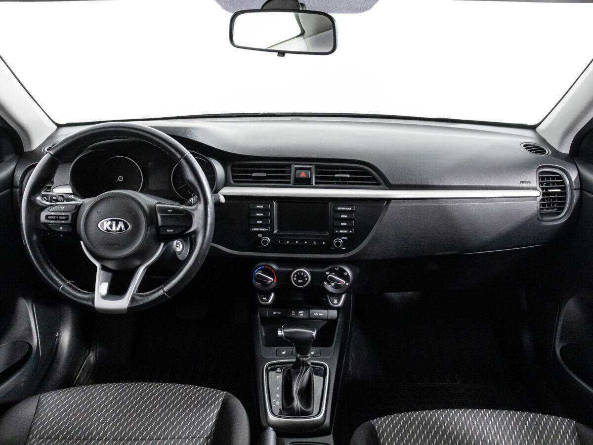 Kia Rio X-Line, 2018 Фото №13