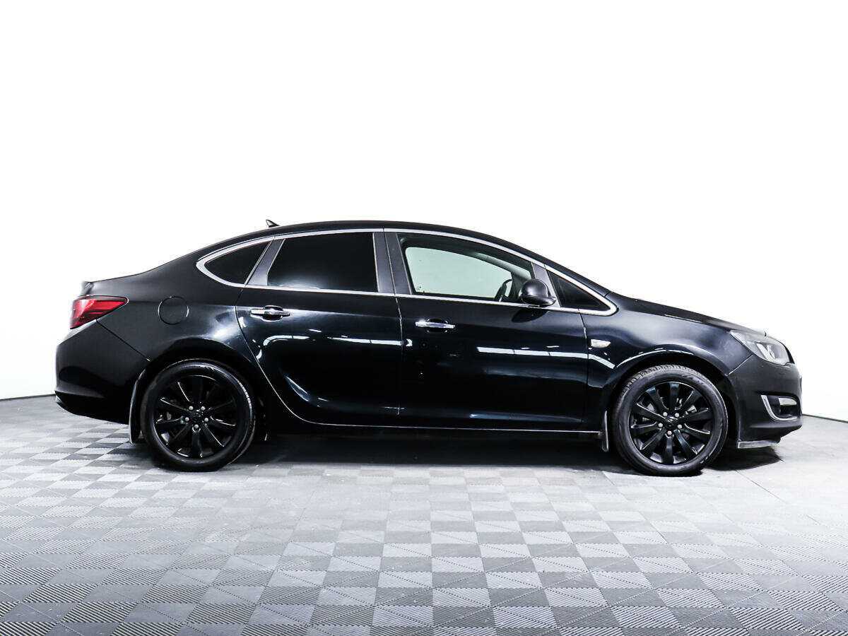 Opel Astra, 2013 - 167 050 км. | Фото №3