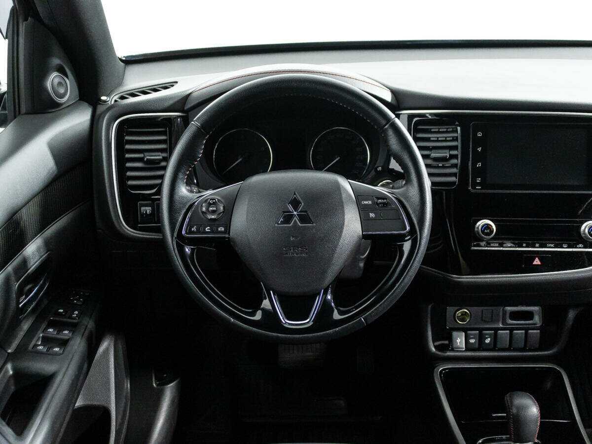 Mitsubishi Outlander, 2021 Фото №20