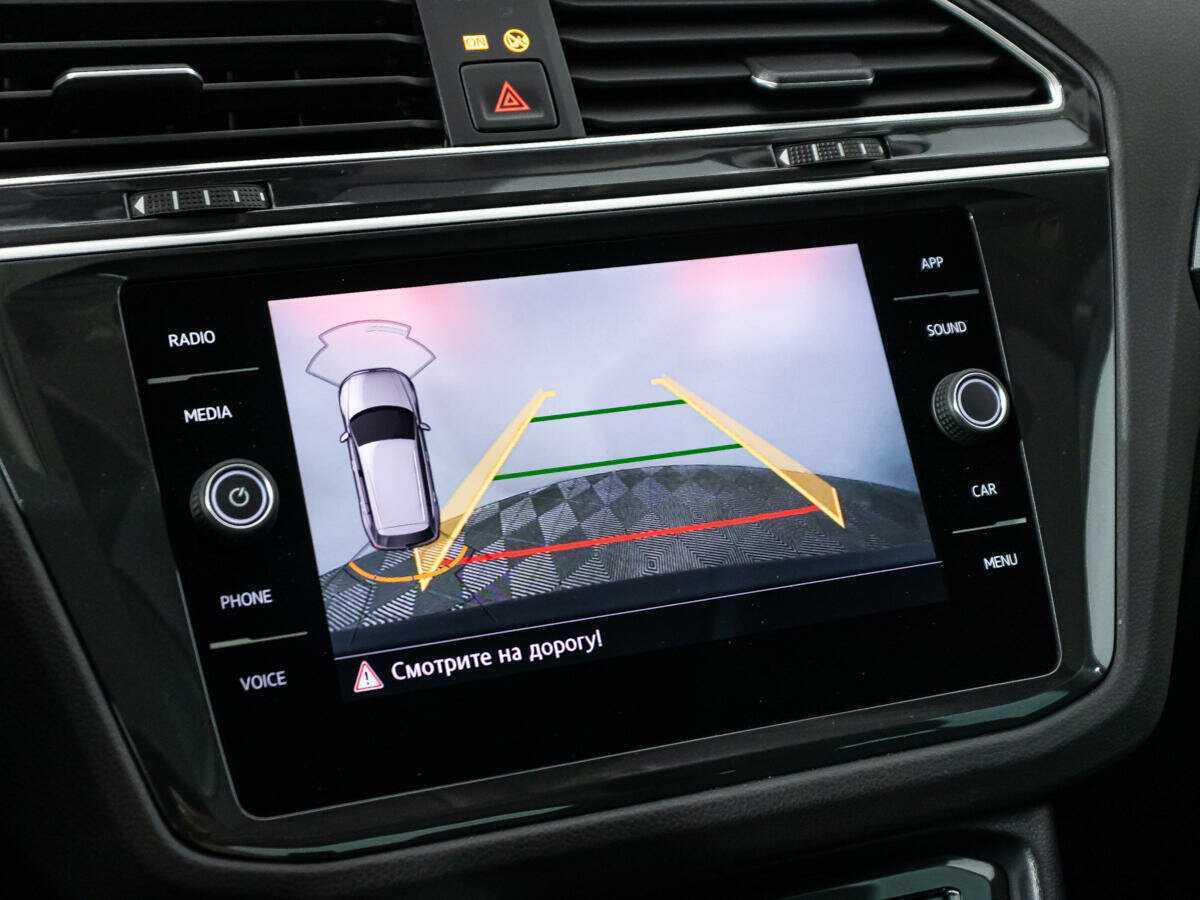 Volkswagen Tiguan, 2018 Фото №18
