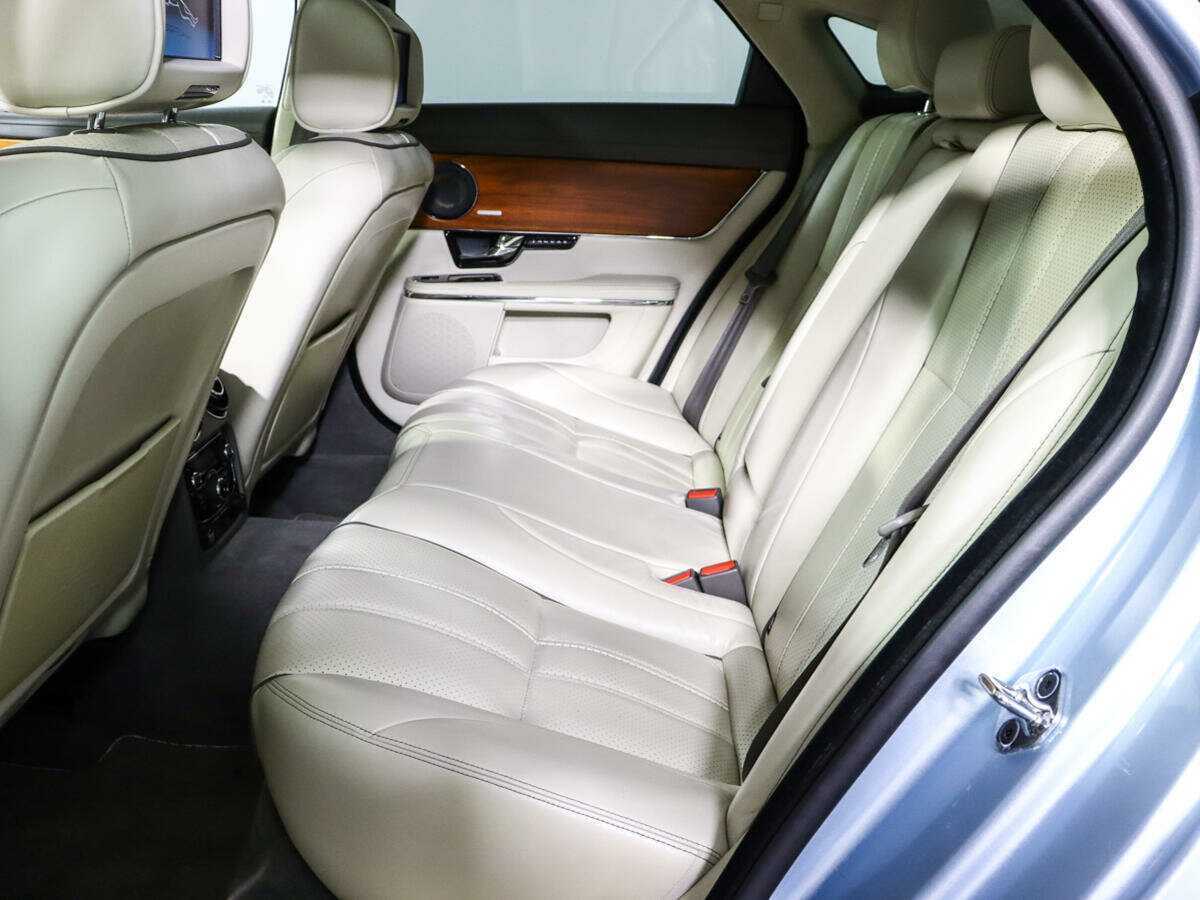 Jaguar XJ, 2012 Фото №8