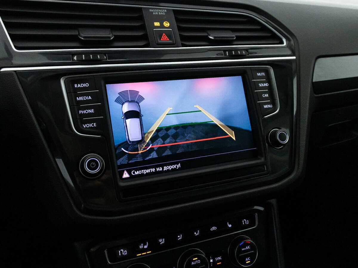 Volkswagen Tiguan, 2017 Фото №16