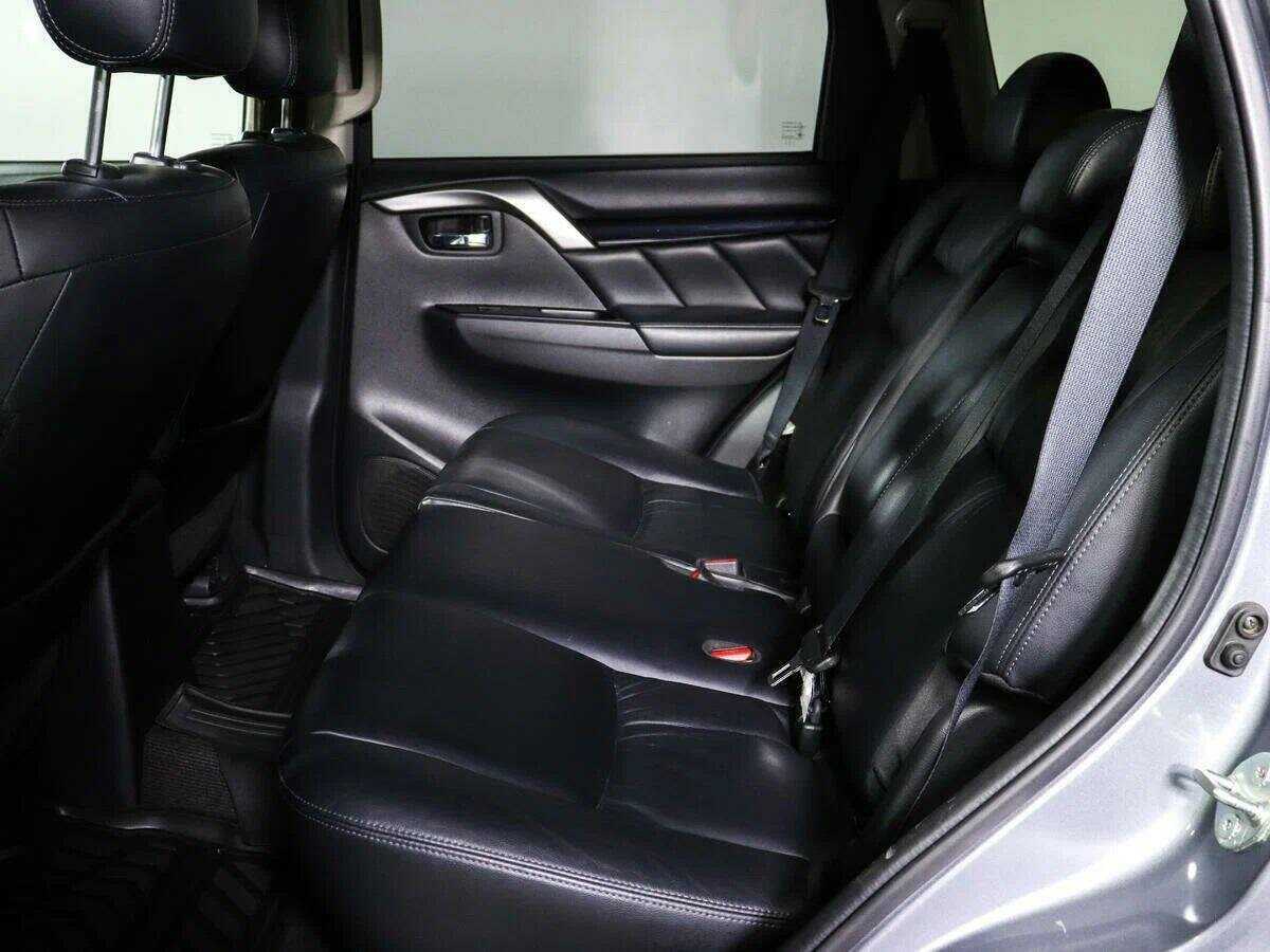 Mitsubishi Pajero Sport, 2017 - 129 510 км. | Фото №8