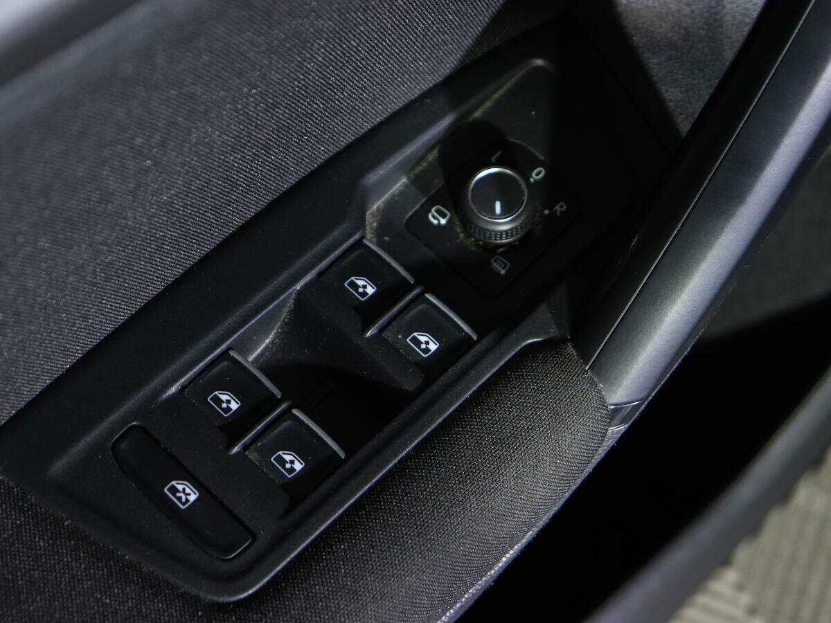 Volkswagen Tiguan, 2018 Фото №18