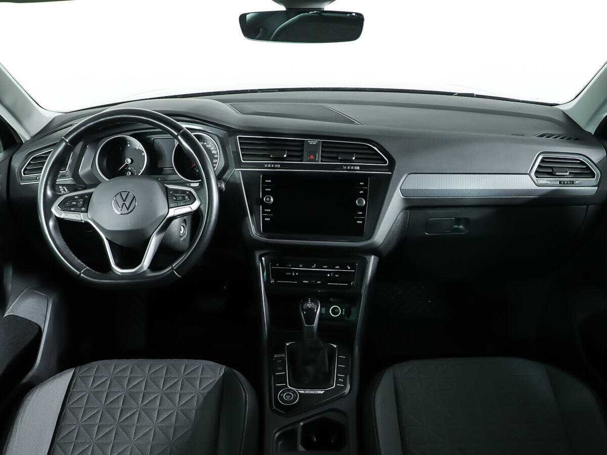 Volkswagen Tiguan, 2021 Фото №10