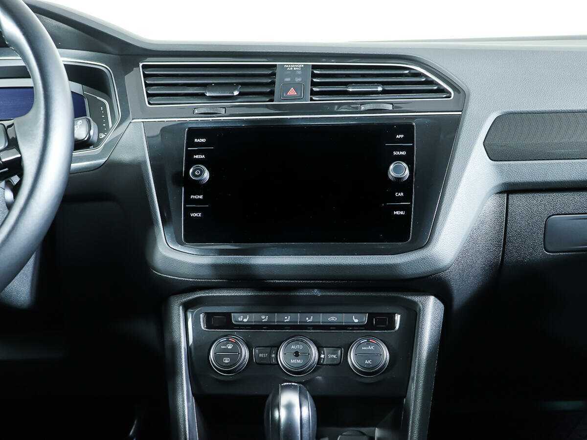 Volkswagen Tiguan L, 2019 Фото №11