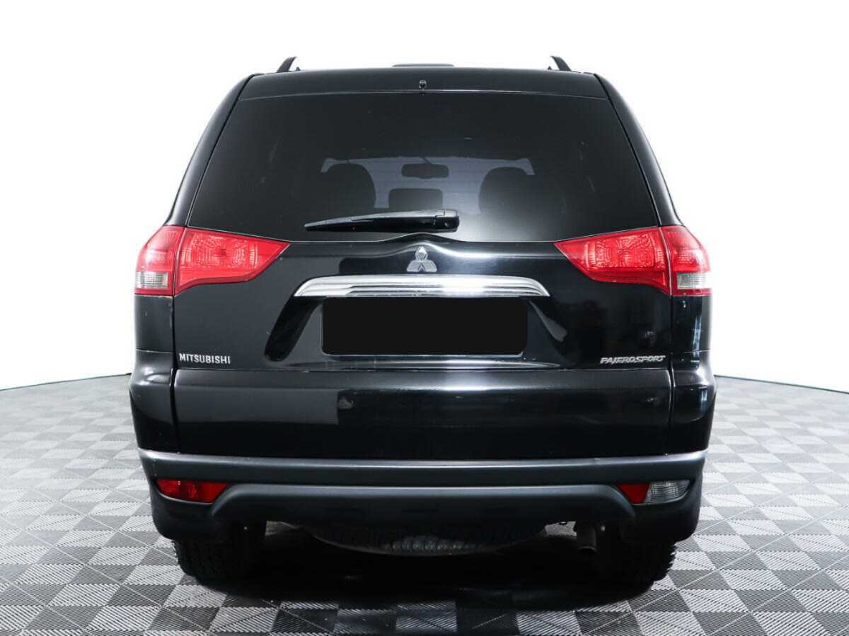 Mitsubishi Pajero Sport, 2014 Фото №5