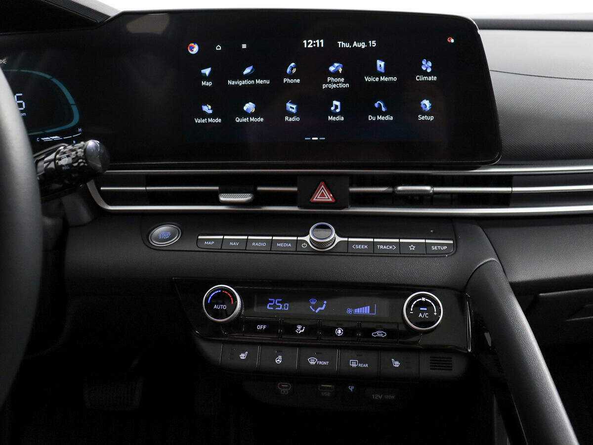 Hyundai Elantra, 2024 Фото №17