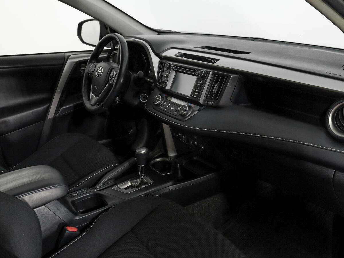 Toyota RAV4, 2016 Фото №11