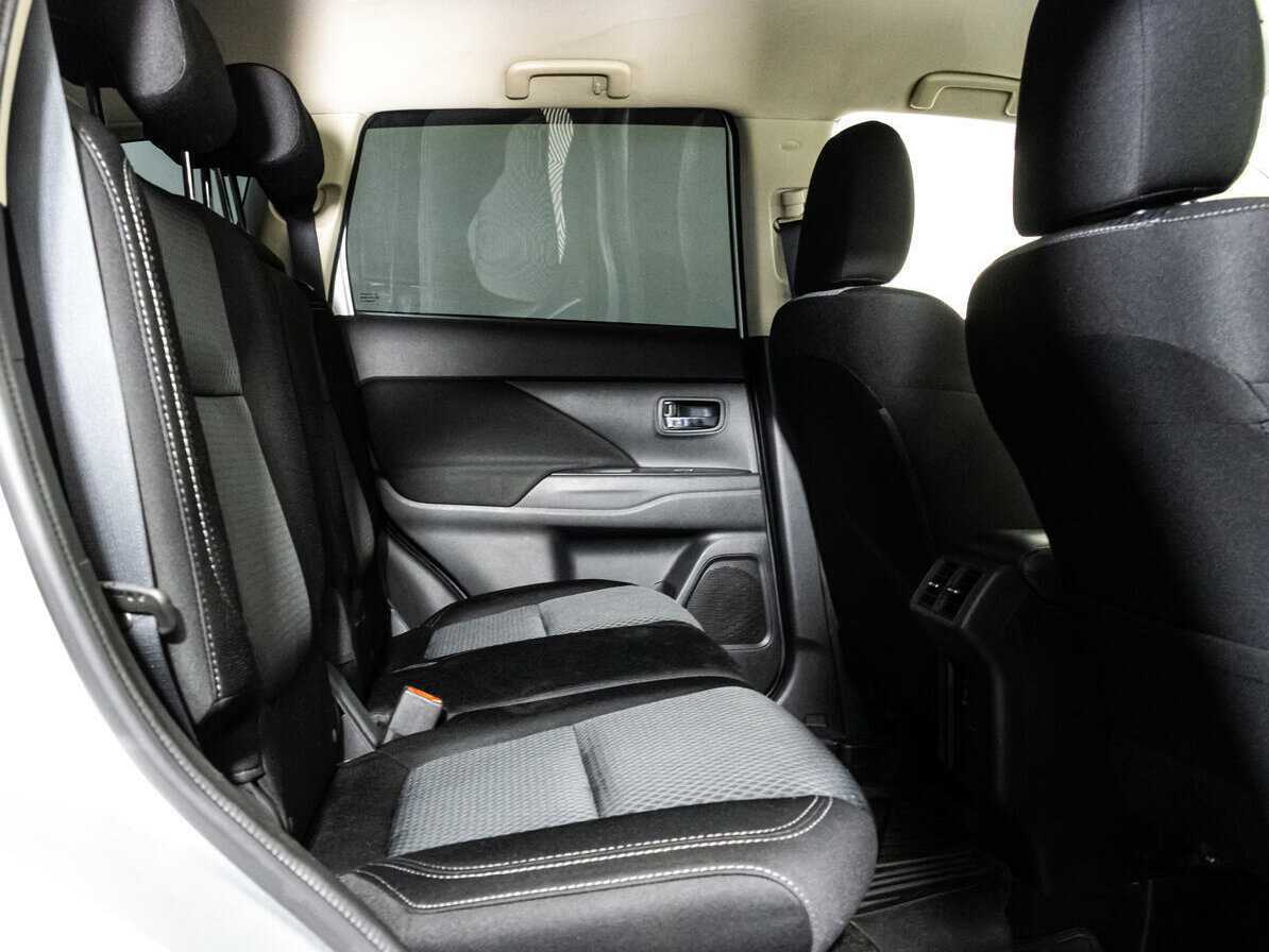 Mitsubishi Outlander, 2019 Фото №16