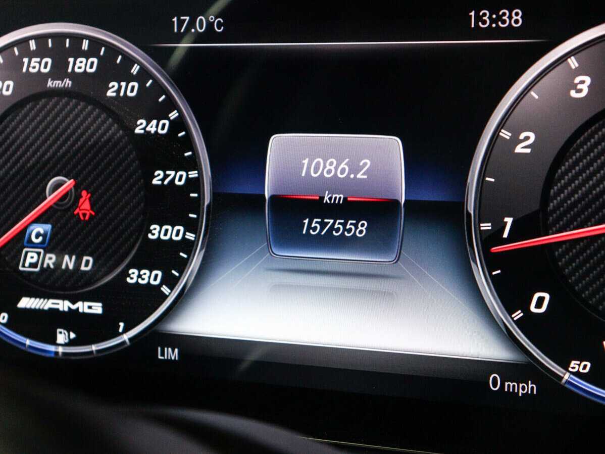 Mercedes-Benz E-Класс 200, 2019 Фото №11