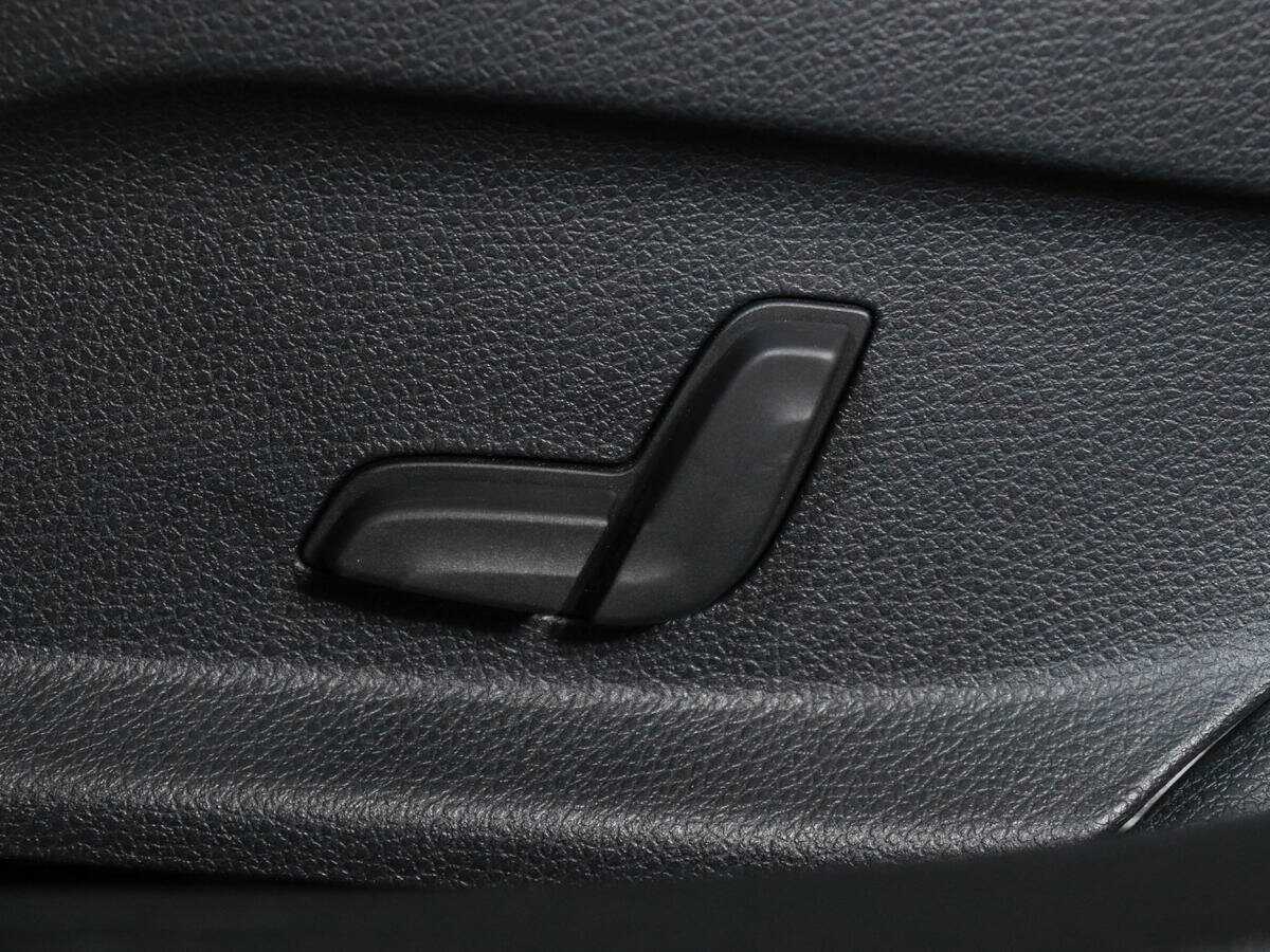 Mercedes-Benz C-Класс 200, 2017 Фото №12