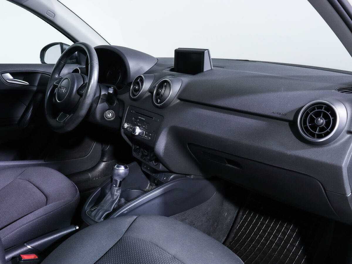 Audi A1 Sportback, 2013 Фото №10