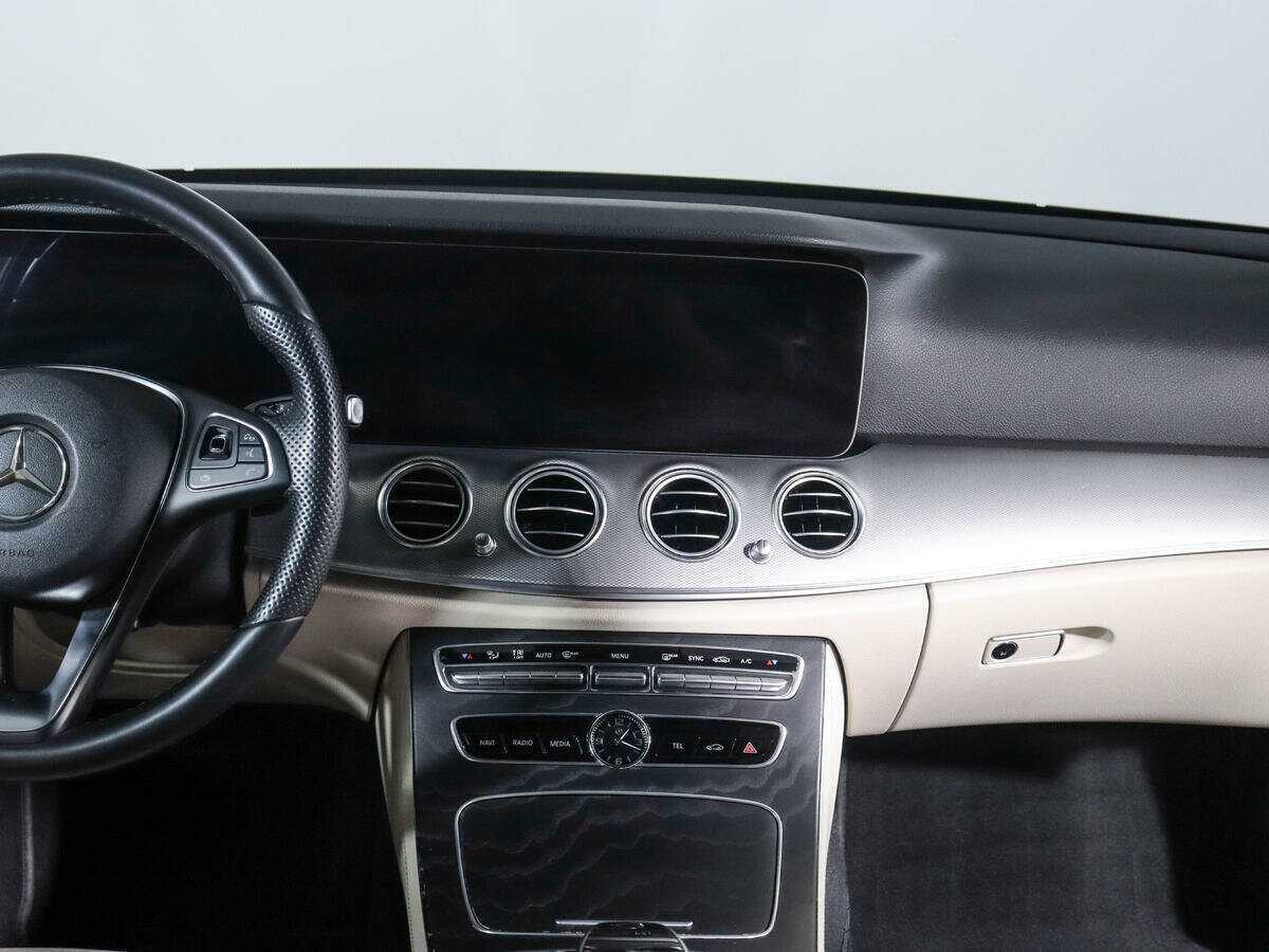 Mercedes-Benz E-Класс 220 d, 2018 Фото №11