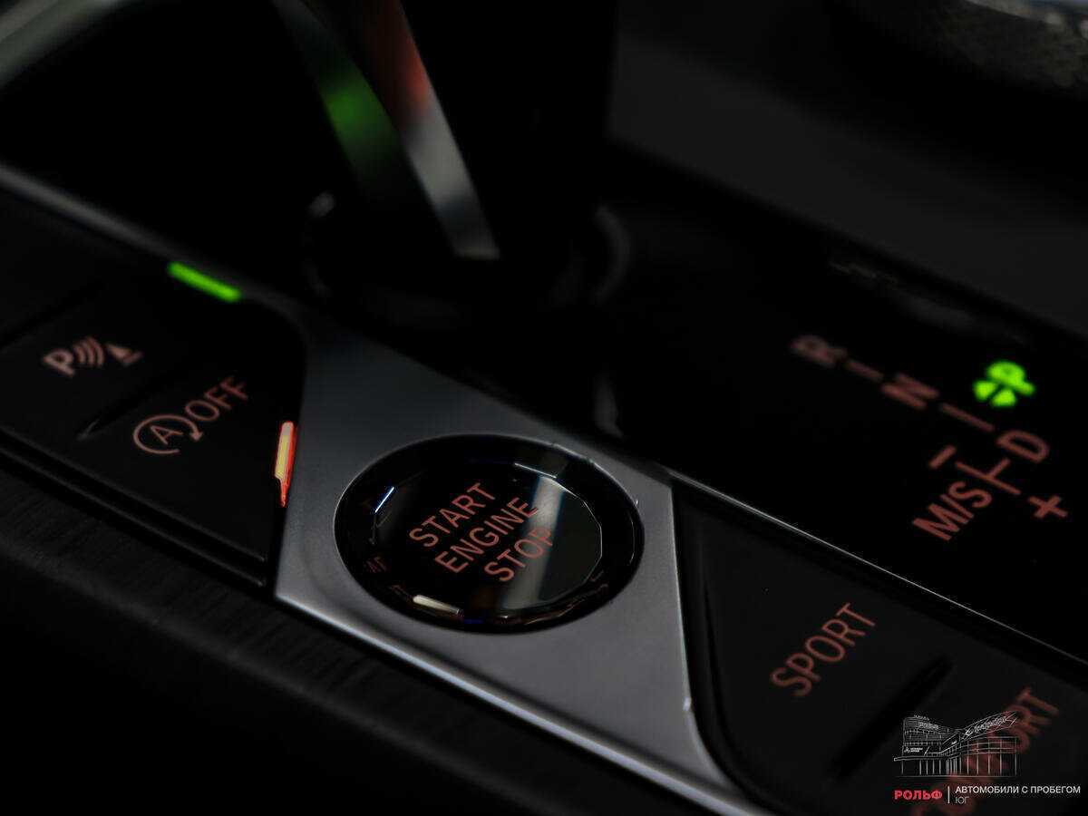 BMW 3 серии 320i, 2020 Фото №14