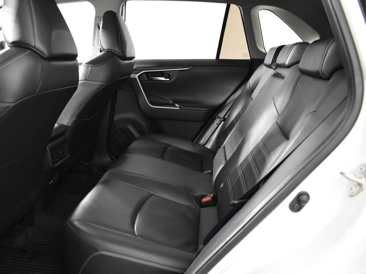 Toyota RAV4, 2021 Фото №9