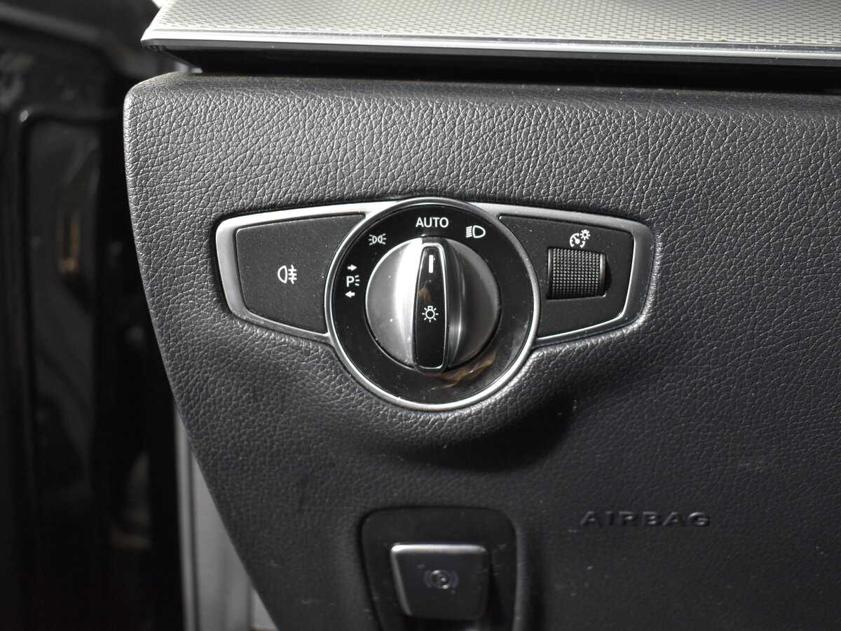 Mercedes-Benz E-Класс 200, 2018 Фото №8