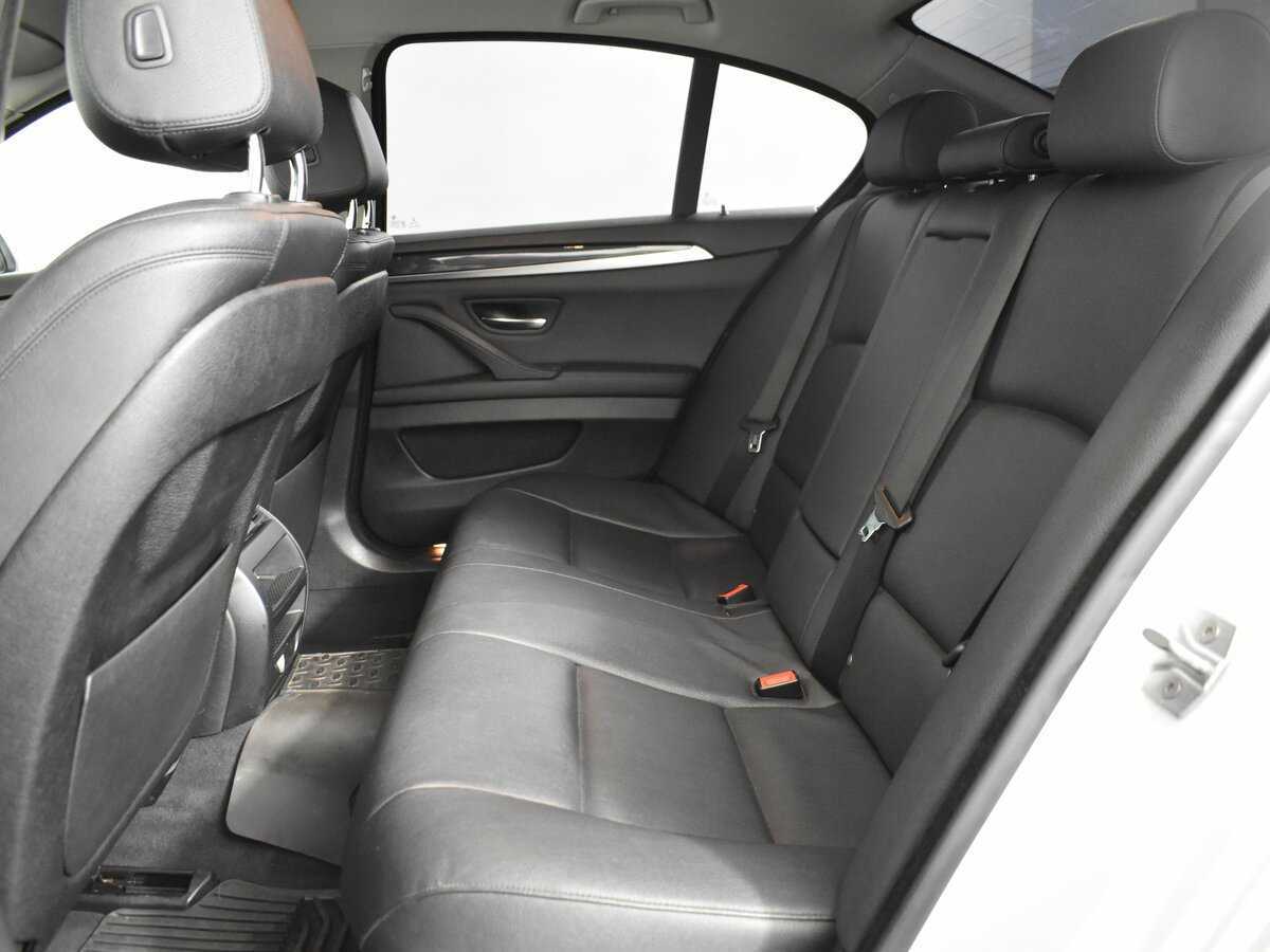 BMW 5 серии 520d, 2016 Фото №8