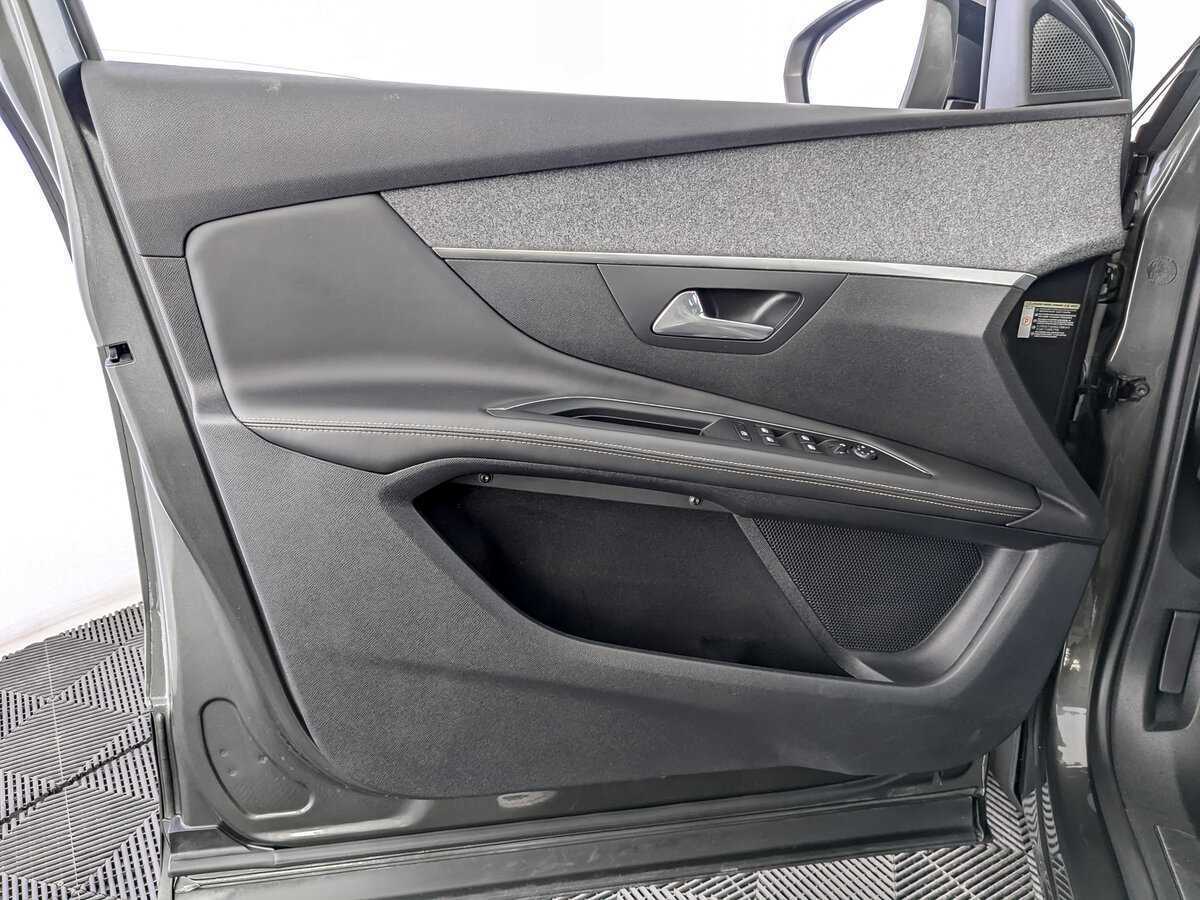 Peugeot 3008, 2018 Фото №15