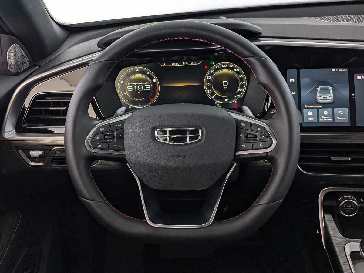 Geely Tugella, 2023 Фото №18
