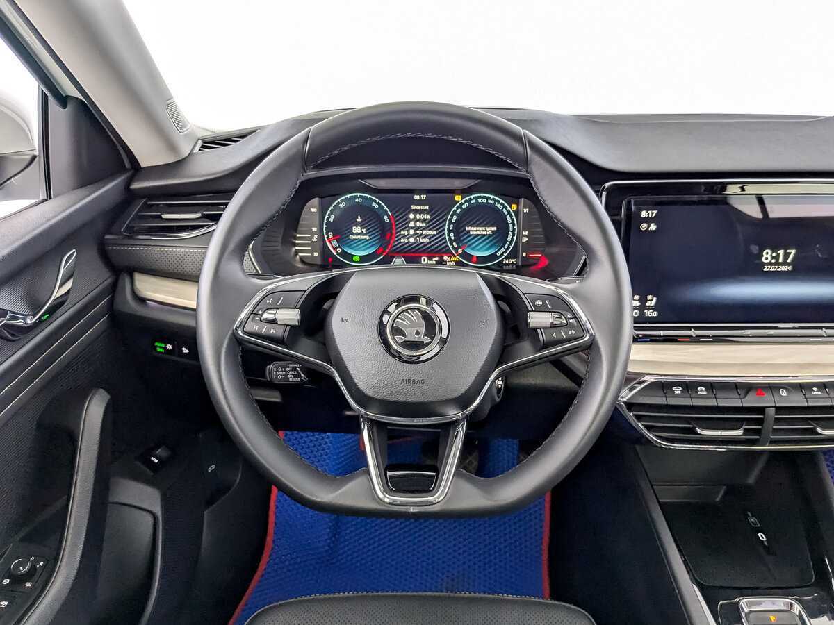 Skoda Octavia, 2023 Фото №18