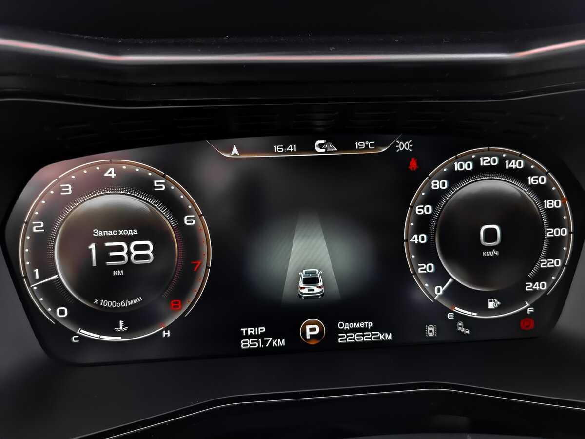 Geely Tugella, 2023 Фото №12