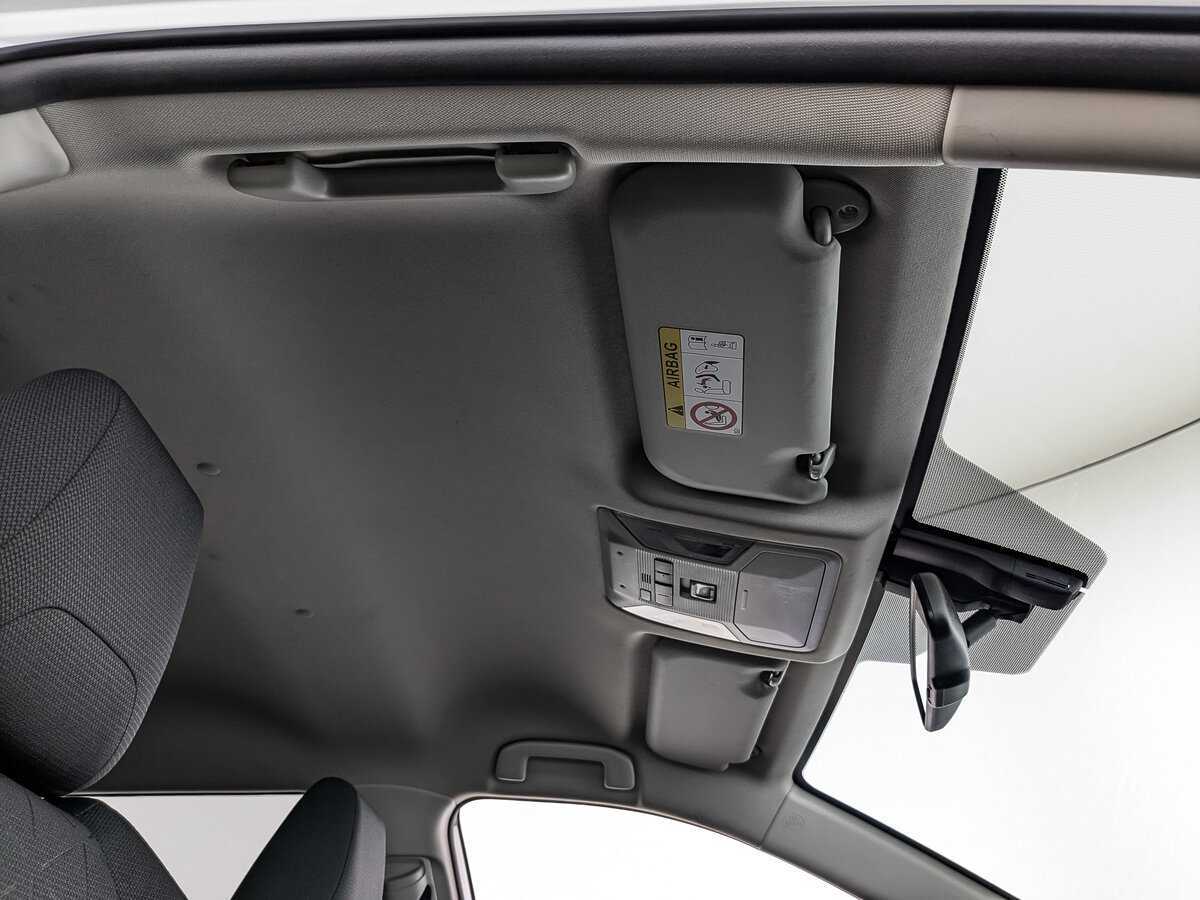 Toyota RAV4, 2021 Фото №19