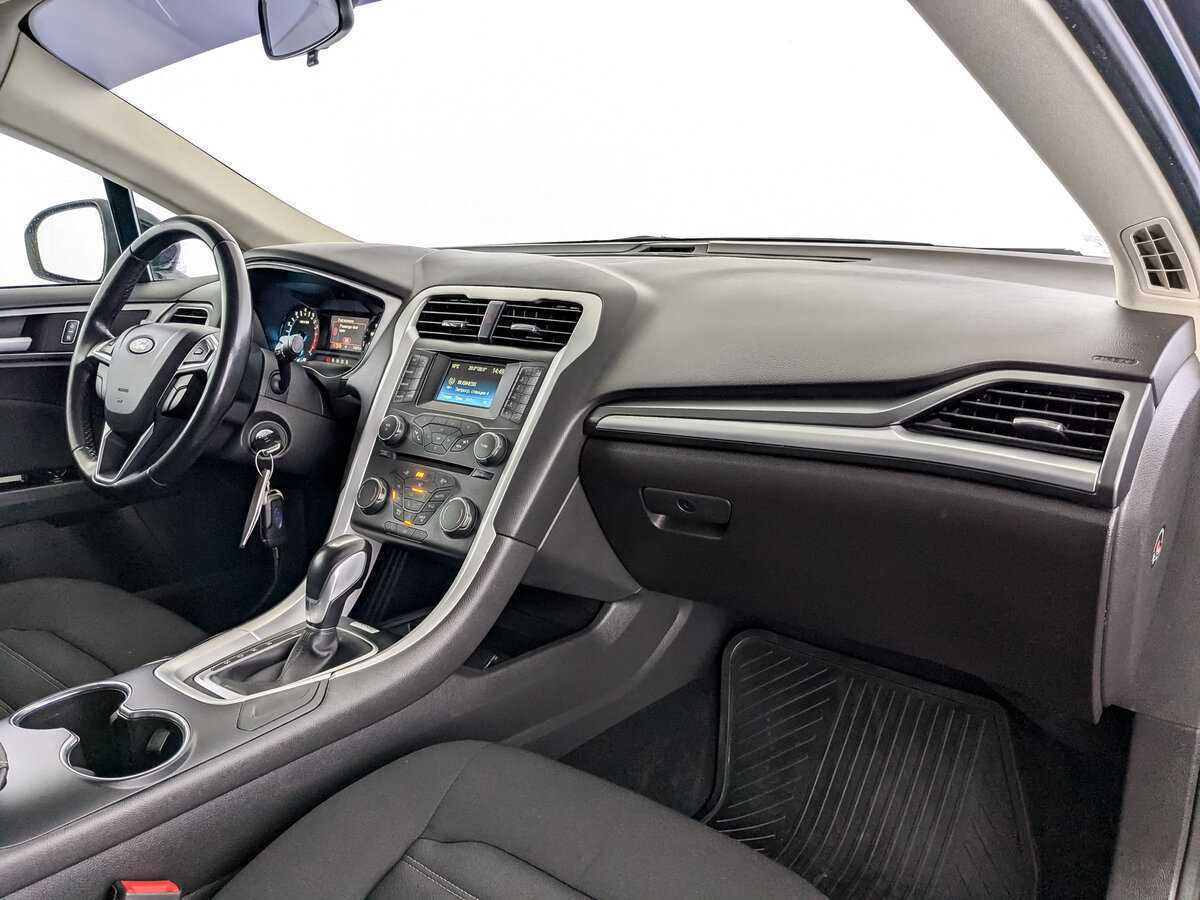 Ford Mondeo, 2017 Фото №19