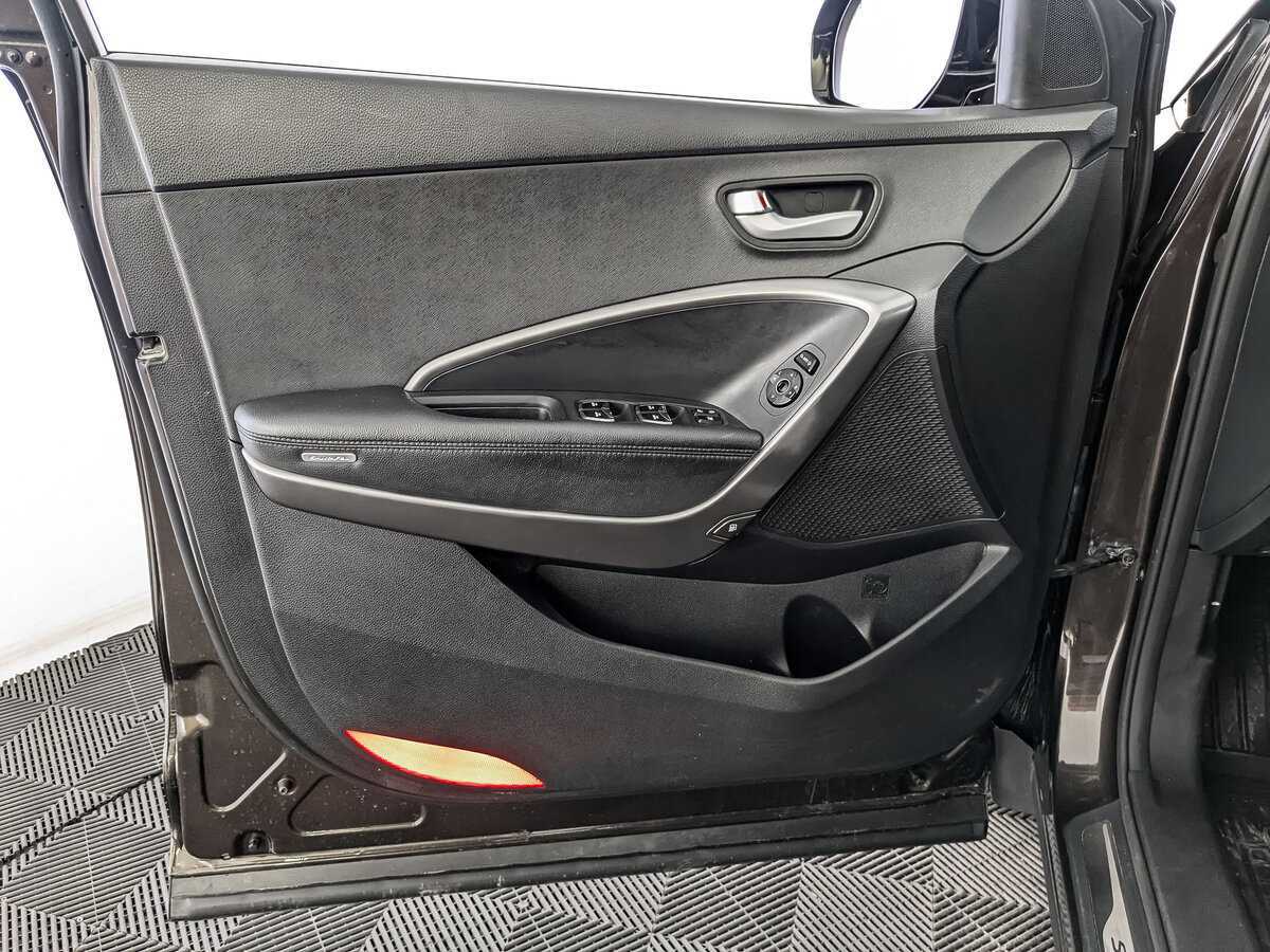 Hyundai Santa Fe, 2017 Фото №15