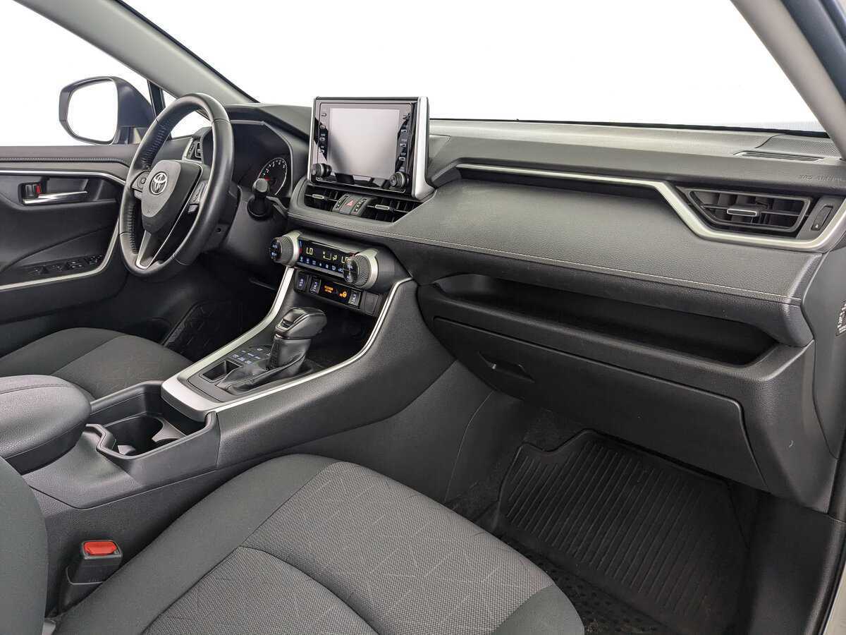 Toyota RAV4, 2021 Фото №9